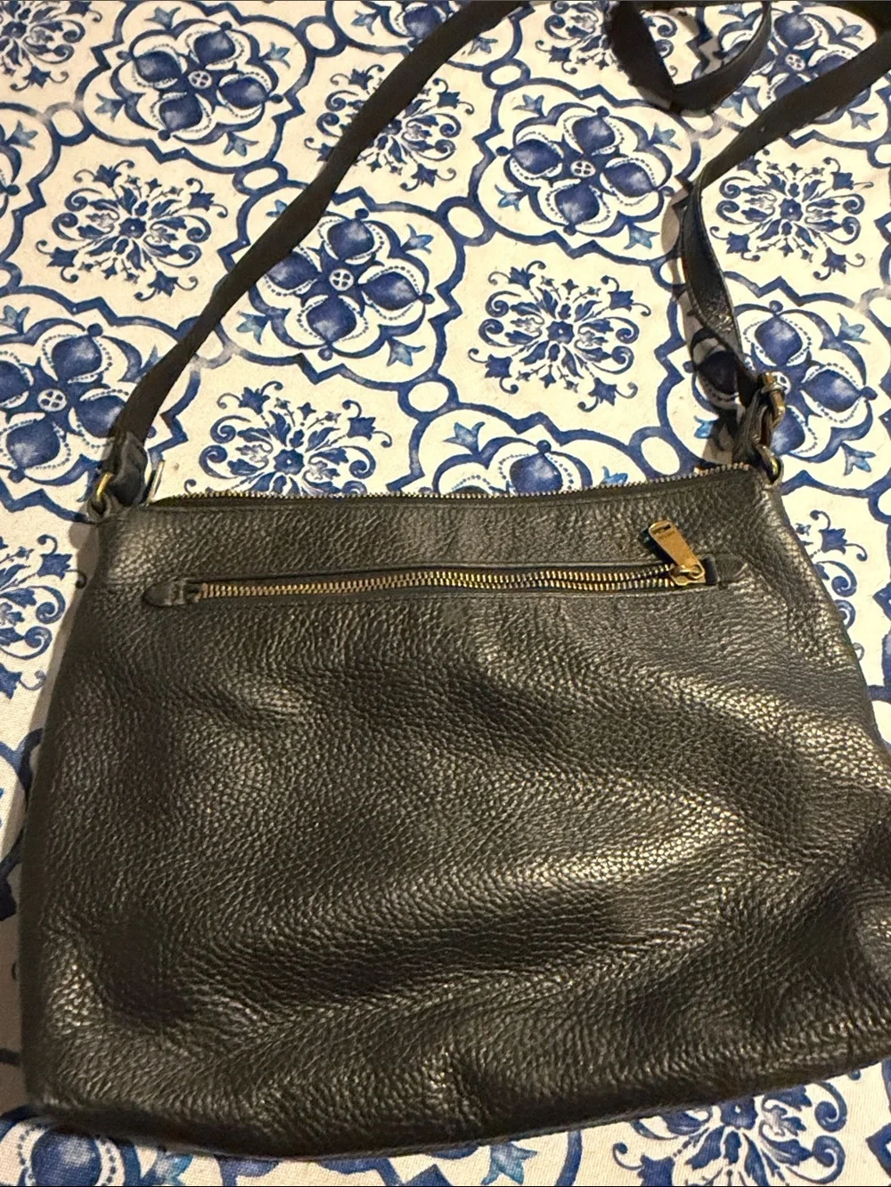 Fossil Black Crossbody Bag with Gold Hardware *DEFECTS*
